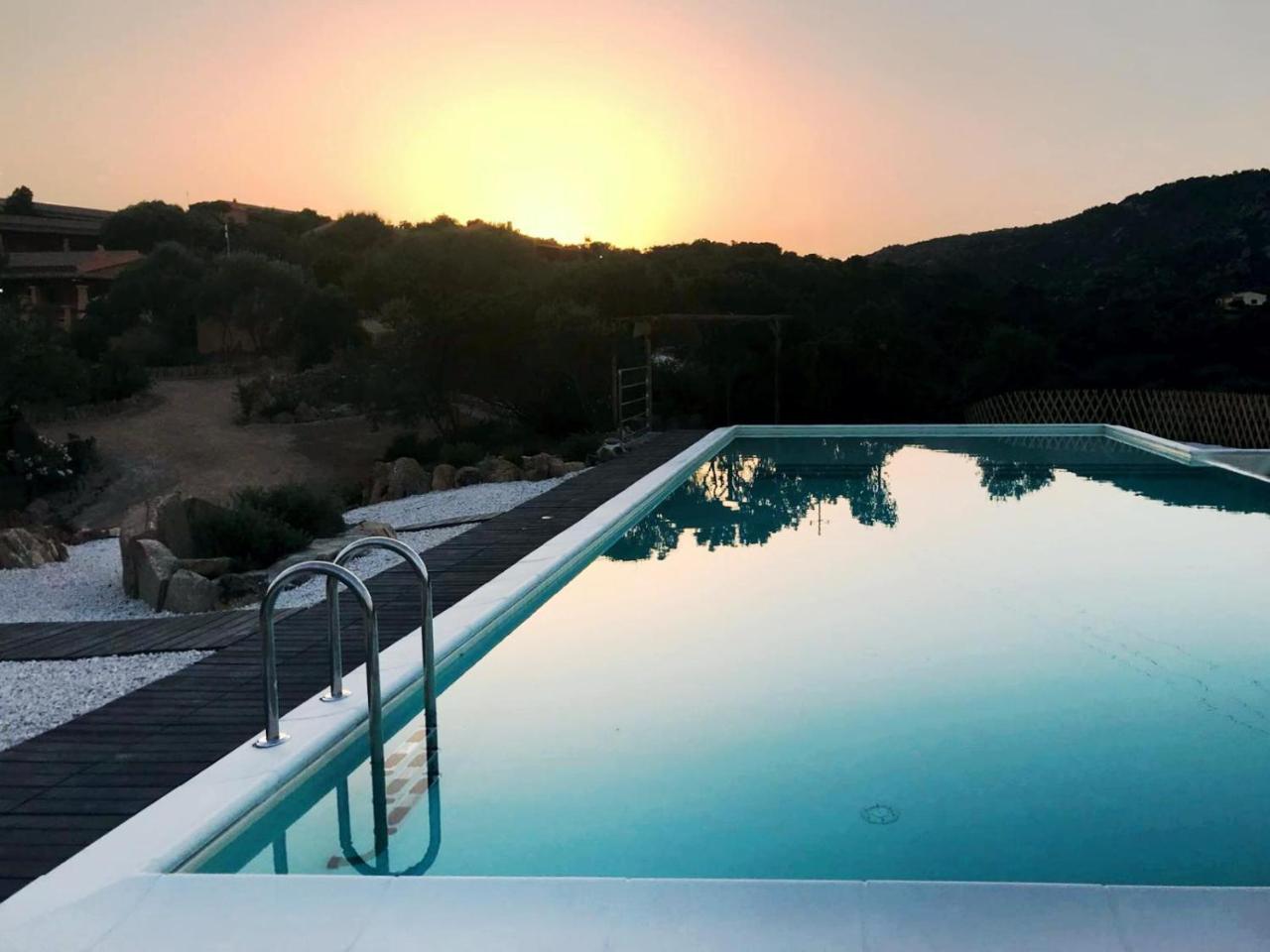 Casagliana Suite Resort 奧爾比亞 外观 照片